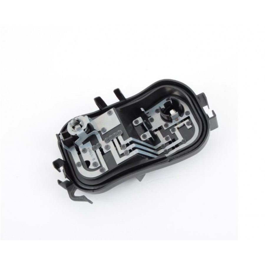 BMW F32 F33 F36 Dış Stop Duyu Sağ 63217366066